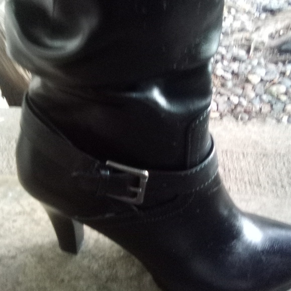 COPY - Shin high slouch black boots - Picture 3 of 11